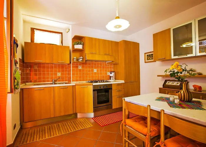 Casa Bel Giardino * קנוביו